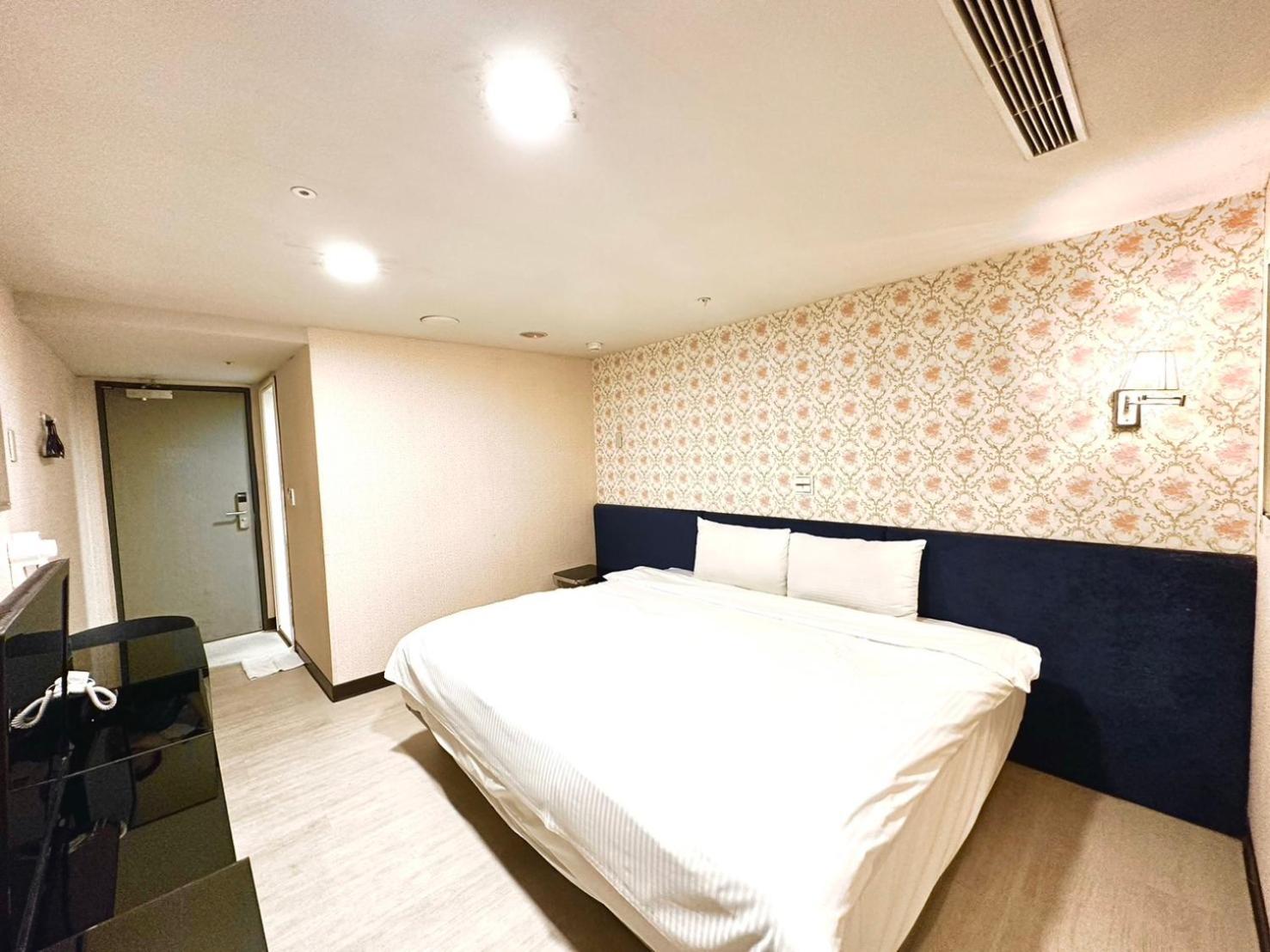 Walker Hotel - Zhengyi 2 Тайбэй Экстерьер фото