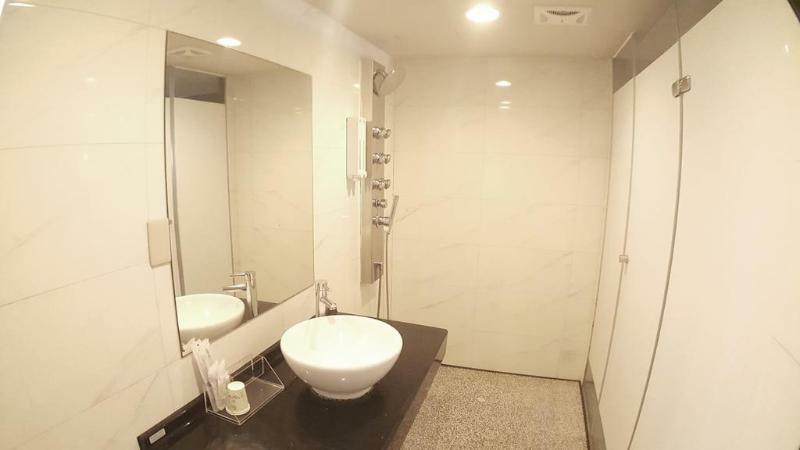 Walker Hotel - Zhengyi 2 Тайбэй Экстерьер фото