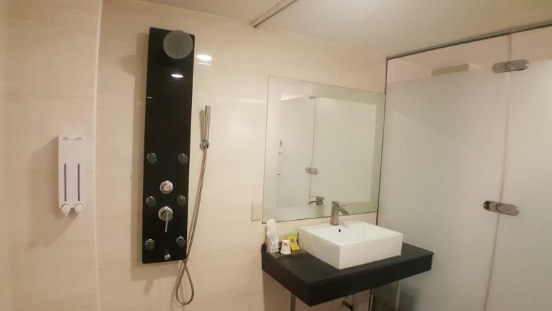 Walker Hotel - Zhengyi 2 Тайбэй Экстерьер фото